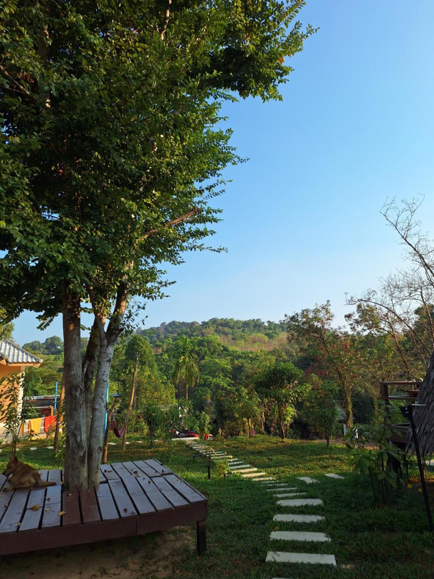 Hotel Phu Aunna Koh Phayam Exterior foto